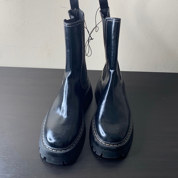 H&M Women’s Chelsea Boots Black 7 - Picture 2 of 8